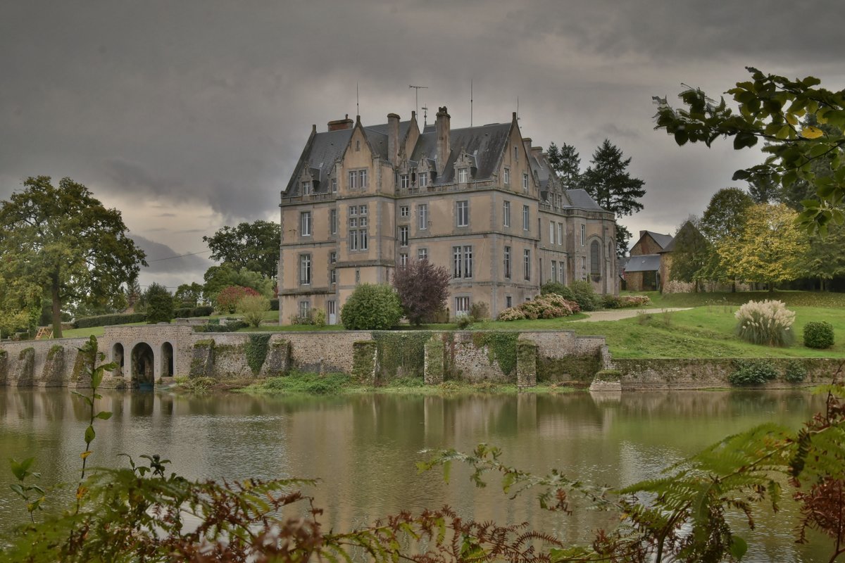 Château de Launay-Villiers (53)