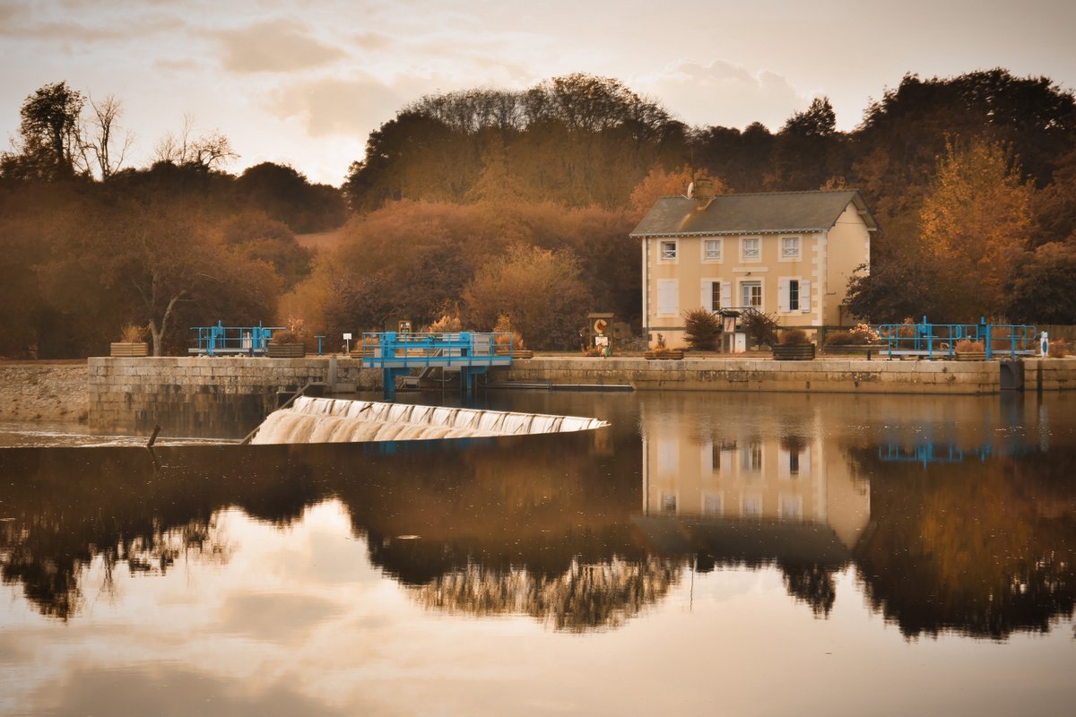 Ecluse sur la Mayenne