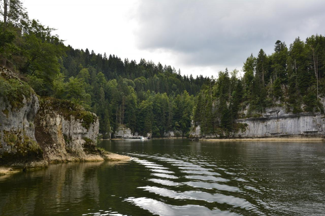 Vers le saut du Doubs