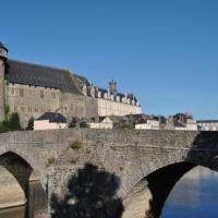La Mayenne (vieux pont)